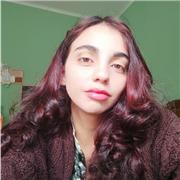 Estudiante universitaria y trabajadora. Con experiencia dando clases particulares y buena disposición. Dinámica y versátil